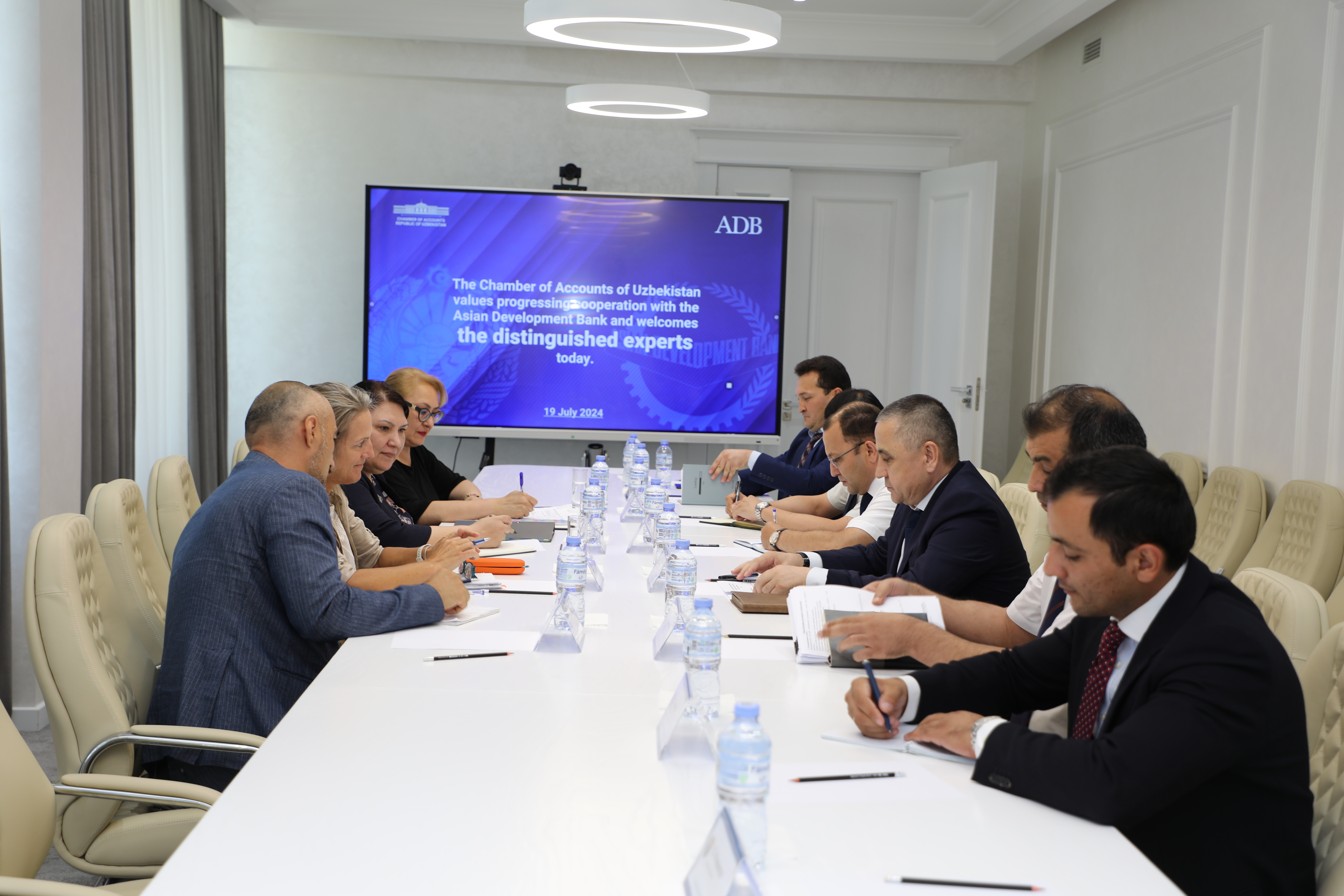 Осиё тараққиёт банки билан музокаралар ўтказилди