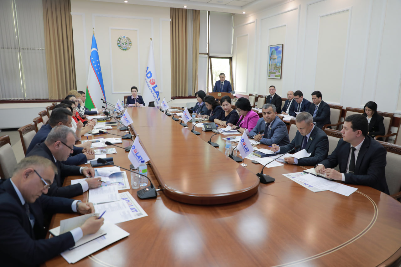 Олий Мажлис Қонунчилик палатасида фракциялар йиғил